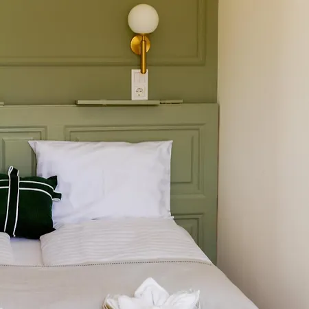 Apartament 2br Modern Elegance W Sauna And Ac By Newave Budapesta