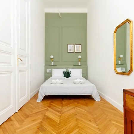 2br Modern Elegance W Sauna And Ac By Newave Appartement Budapest