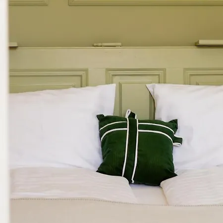 2br Modern Elegance W Sauna And Ac By Newave Apartment *