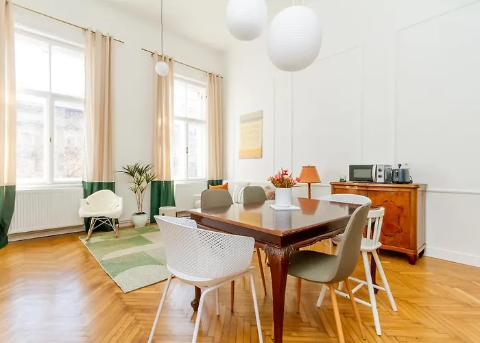 Lägenhet 2br Modern Elegance W Sauna And Ac By Nw